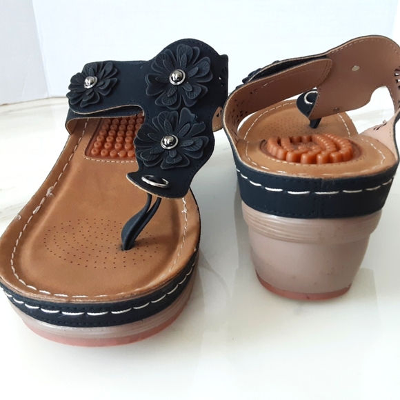 FUDYNMALC Black Floral Studded Compy Orthopedic Arch Support Thong Wedge Sz 10.5 - Picture 3 of 11